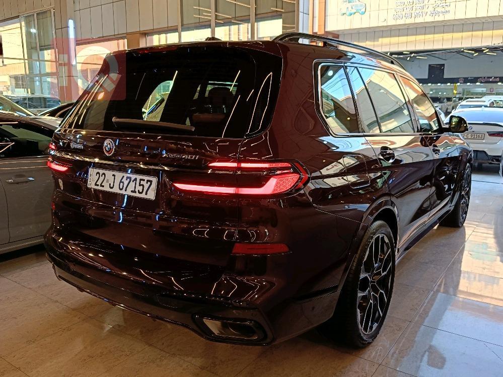 BMW X7